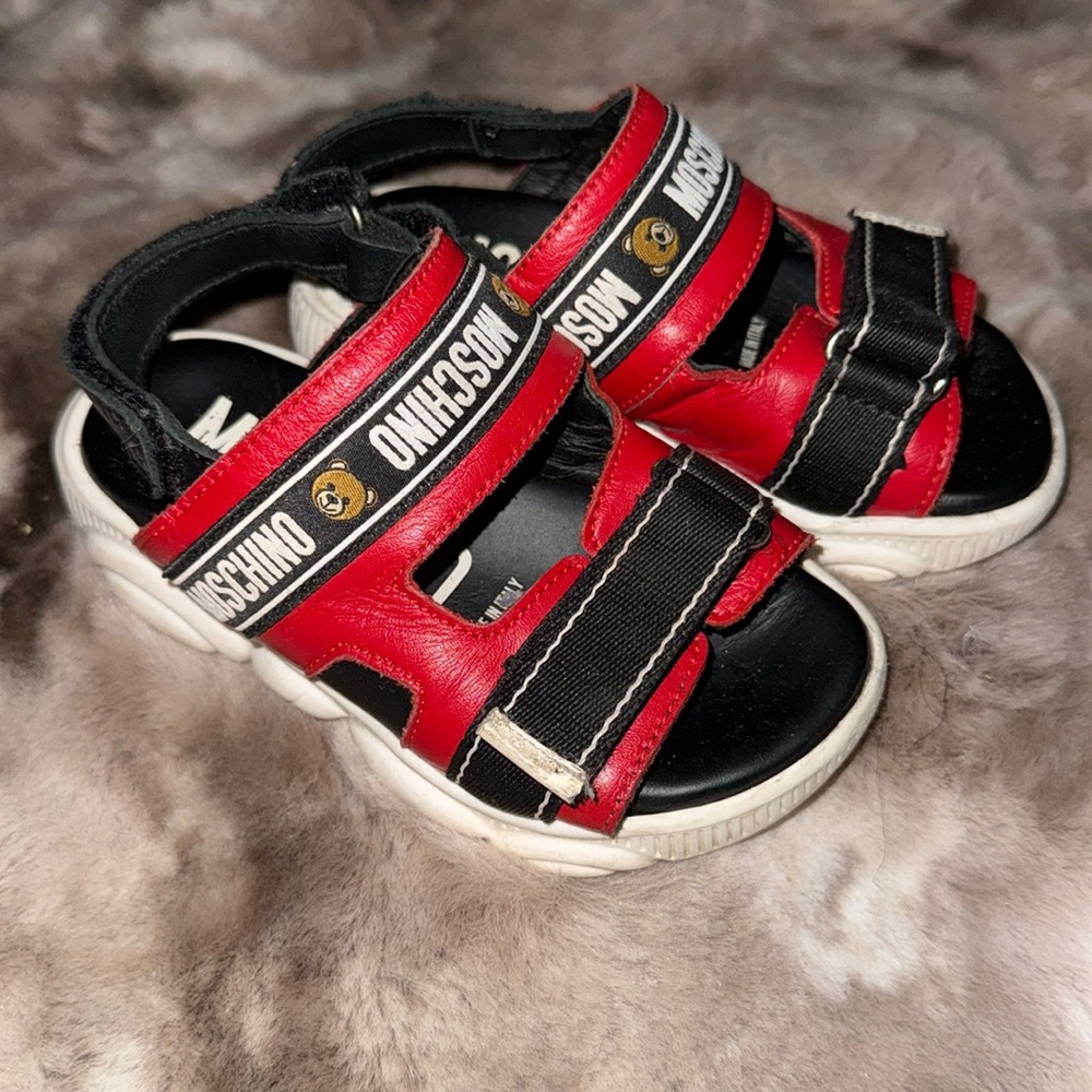 Kids sandals